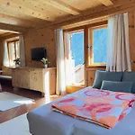 Geissanger, Apartman *